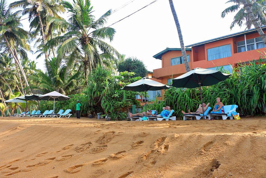 Roy Villa Beach Hotel Kalutara Extérieur photo